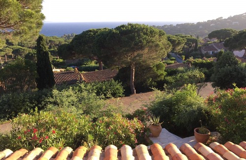 La Croix-Valmer House | House 2 steps from Ramatuelle 180 degree sea view, walking distance to the beach