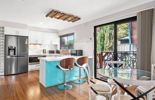 Christies Beach House | House ∙ 3 bedrooms ∙ 6 guests