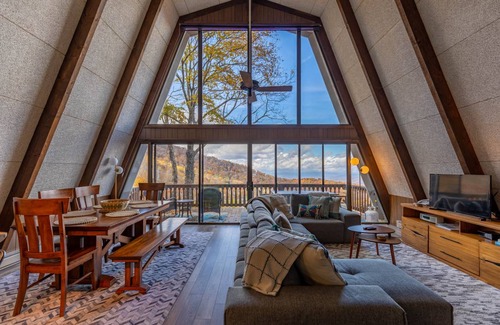 Beech Mountain House | House ∙ 3 bedrooms ∙ 9 guests