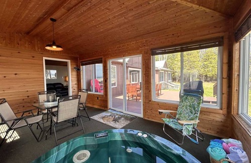 St Ignace House | House ∙ 3 bedrooms ∙ 6 guests