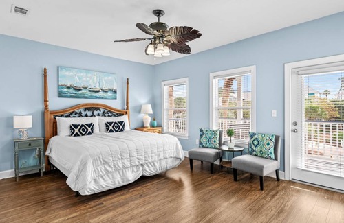 Crystal Shores House | House ∙ 3 bedrooms ∙ 10 guests