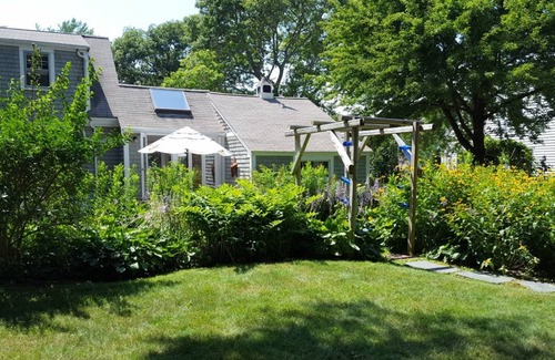 Osterville House | House ∙ 3 bedrooms ∙ 7 guests