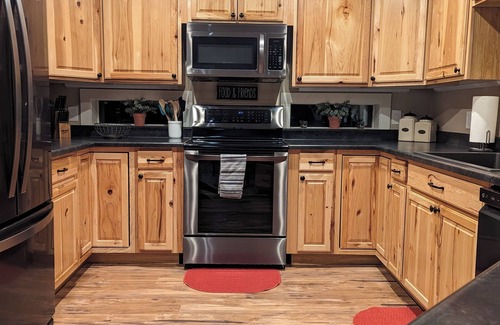 Yampa House | House - 3 BR - 2 BA - Sleeps 10n