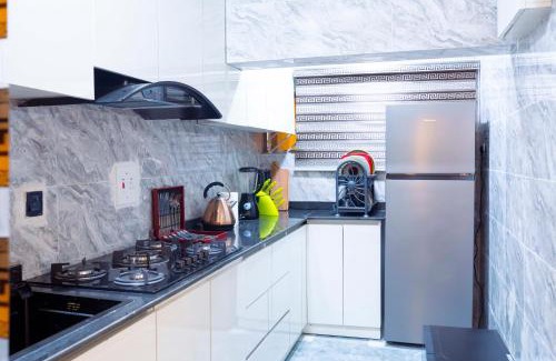 Utako Apartment | House 36 TOS
