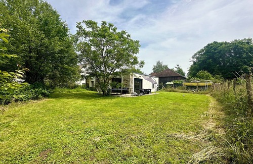 Lusigny-sur-Barse House | House 4 bedrooms, private garden - near Lac d'Orient and Troyes - Up to 10 people