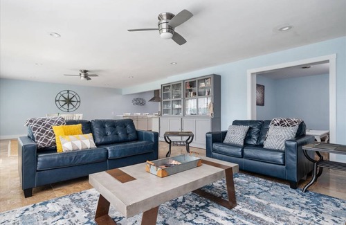 Tilghman House | House ∙ 4 bedrooms ∙ 8 guests