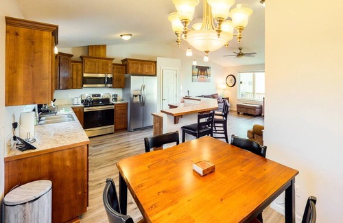 Gold Beach House | House ∙ 4 bedrooms ∙ 10 guests