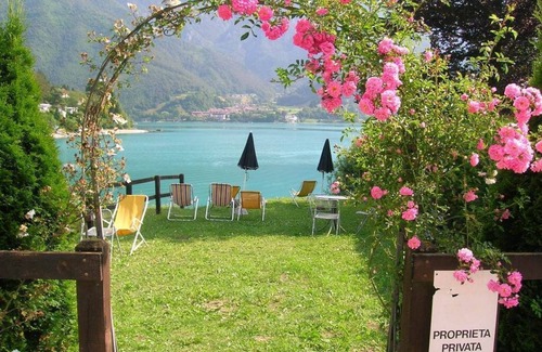 Val Maria-Pur Apartment | House 40 sqm max 4 people, ground floor [Pur area] 100 mt from the lake