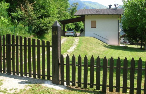 Val Maria-Pur Apartment | House 40 sqm max 4 people, ground floor [Pur area] 100 mt from the lake