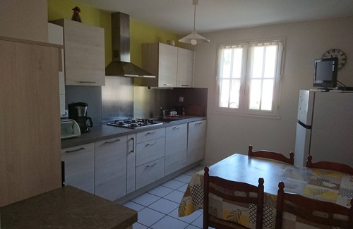 Saint-Brevin-l'Ocean House | House 5 pers with enclosed garden St Brévin l'Océan near sea and center
