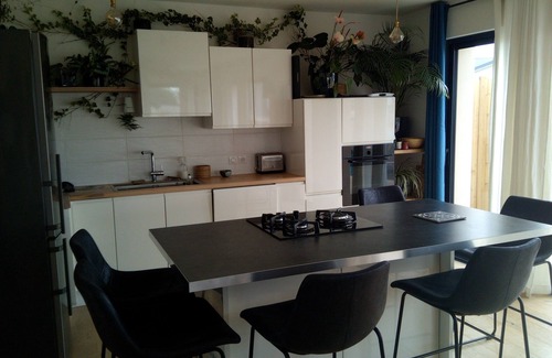 Saint-Pair-sur-Mer House | House 7 pers, Saint-Pair sur mer, 15mn walk to the beach, free bus, garden
