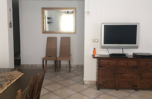 Orihuela Costa Ski Chalet | House 70 meters from the beach. Large, comfortable, with garden, parking and barbecue