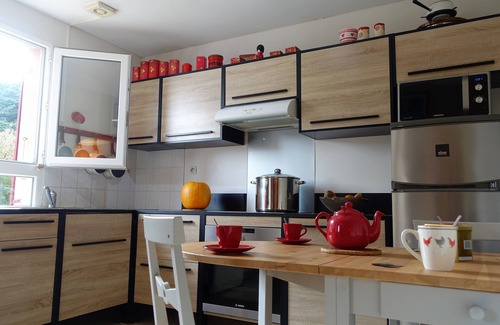 Locmaria House | House 8 people in quiet village with enclosed garden
