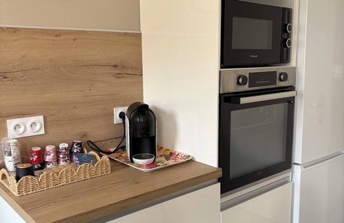 Colombier-Saugnieu House | House 90m2 from 2 to 10 people