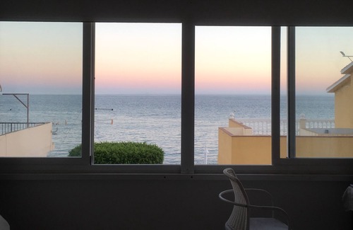 La Cala del Moral House | House a few steps from the sand, with views