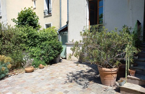 Vanves House | House and garden 5mn from Paris sud