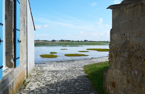Bourcefranc-le-Chapus House | House at the foot of Ile d'Oleron, oyster site, close to beaches