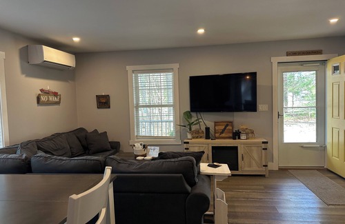 Naples House | House at Sunshine- Long Lake, 5 min walk to causeway