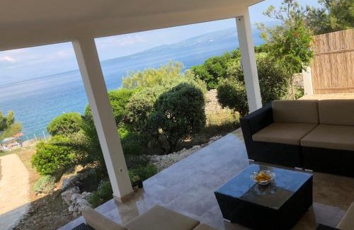 Necujam Villa | House at the Beach