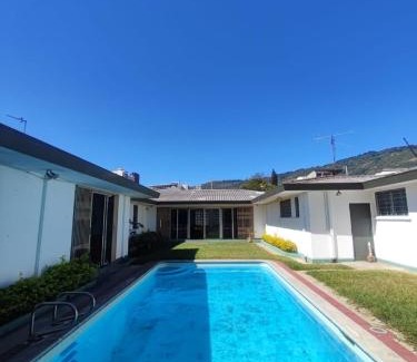 San Salvador House | House Available in San Salvador
