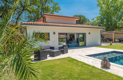 Pessac House | House between Bordeaux and the beach