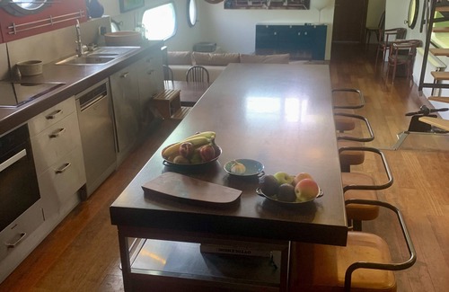 Suresnes Boat Rental | House boat for Summer Olympics in Paris