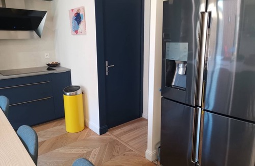 Cauderan House | HOUSE BORDEAUX-CAUDERAN 6 CH HEATED POOL