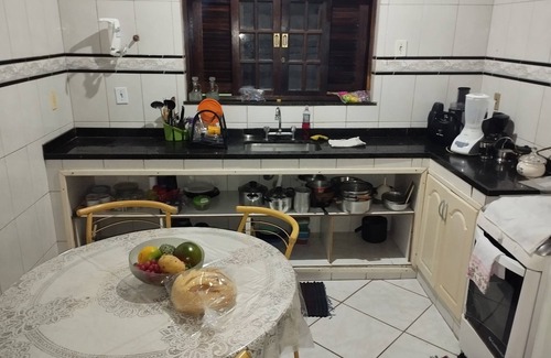 Guaratiba Cottage | House with pool and barbecue in front of Praia da Brisa