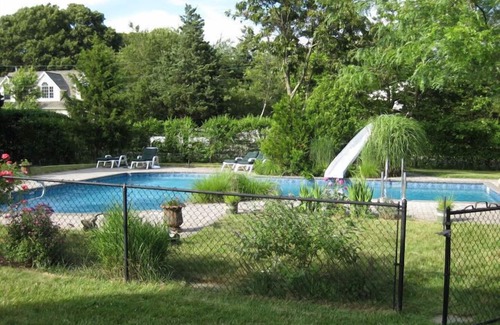 East Marion House | House by the Bay with Large In-ground Pool, Steps from Beach