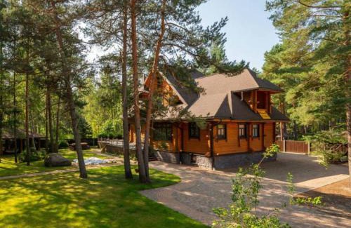 Plavniekkalns Villa | House Carnikava