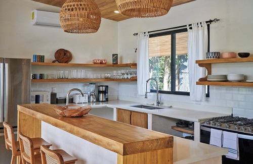 Manzanillo House | House+Casita North of Santa Teresa - Close to Beach - Sleeps 8