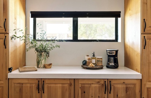 Cavalier Vista House | House + Casita, Swim Machine, Heated Pool, Spa, Near Old Town Scottsdale