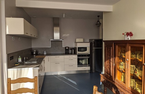 Barfleur House | House center of barfleur