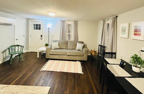 Rosedale House | House close to the Plaza, KU Med Center & Westport w/ Google Fiber