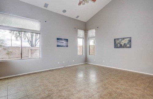 Tuscano House | House completely furnished, (Pet friendly) backyard sunset view