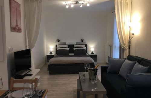 Gonesse Apartment | HOUSE COSY ONE