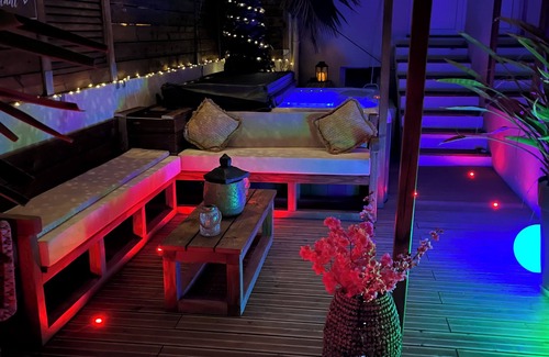 Martigues House | House decorated in a Bohemian style