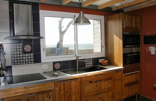 La Plaine-sur-Mer House | HOUSE FACING THE SEA 180° IMPRENSABLE VIEW, 3 BEDROOMS, bright renovated