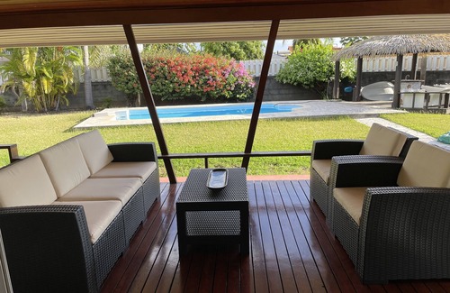 Punaauia House | House "Faré Tamanu" fisherman point