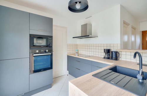 Guilvinec Ski Chalet | House for 4 adults, 1 child 200m from the beach
