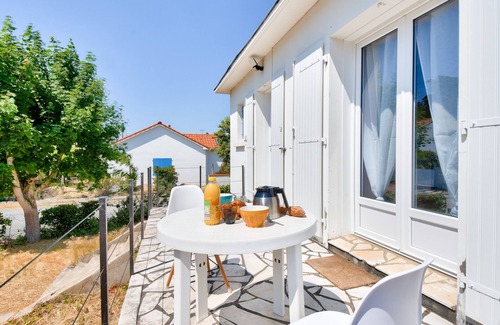 Fromentine Ski Chalet | House for 5 - Terrace - La-Barre-de-Monts