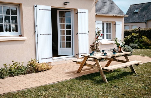 Plouneour-Brignogan-Plages House | House for 6 at 200m from the sea in Plounéour Trez