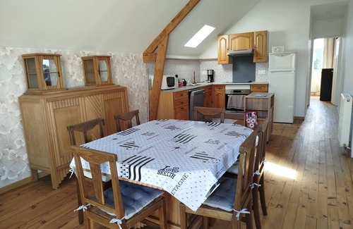 Saint-Lunaire House | House for 6 people, 500m from the beach and shops. Pets allowed.
