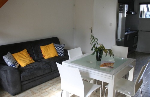 Larmor-Baden House | House