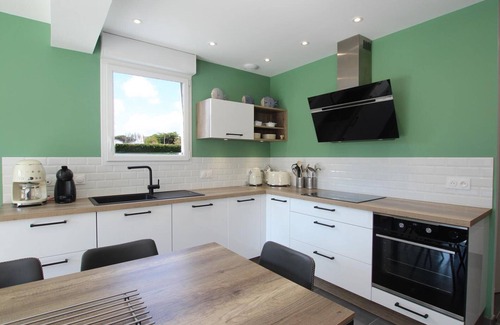 Saint-Jean-de-la-Riviere Cottage | House near beach with 4 bedrooms and bikes available