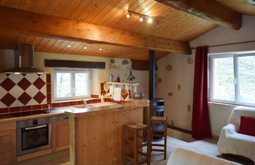 Saint-Pierre-de-Colombier House | House in Ardèche near Ray-Pic Falls