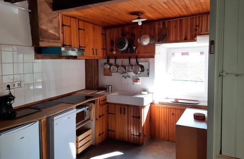Saint-Pierre-dels-Forcats House | House in the heart of the village