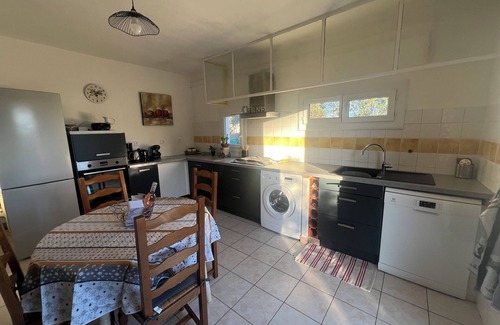 Puget-sur-Argens Cottage | House/Gite/Cottage rated 1 star, with above-ground pool, garden.