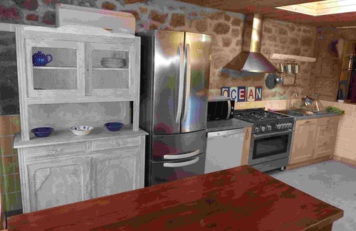 Barfleur House | House Granit with garden & WIFI, typical barfleur 250m from the port