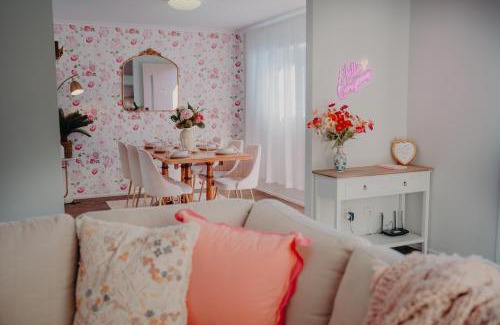 Yeppoon House | House, Great location, Pet friendly, Close to shops and beach